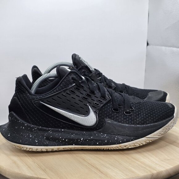 Nike Kyrie Low 2 Black Metallic Silver Sneakers Gym Shoes AV6337-003 Mens 9.5 - Picture 3 of 9